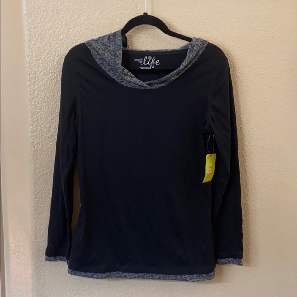 Hooded long sleeve tee